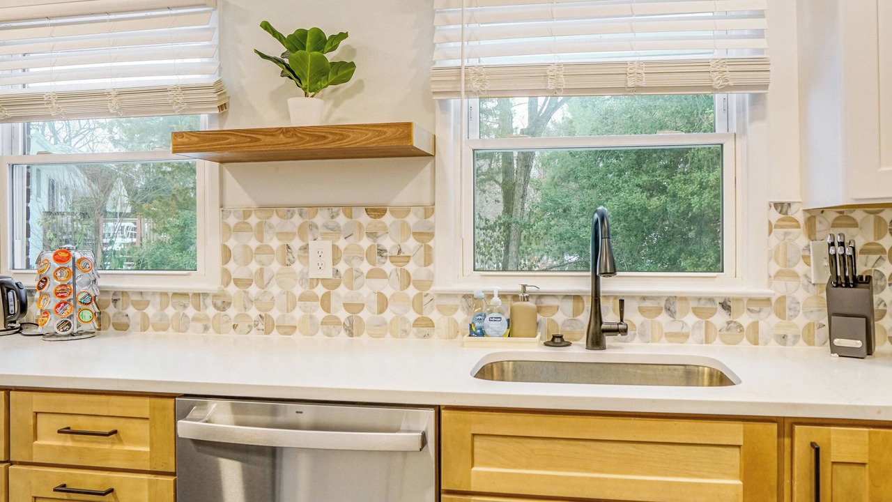 Photo of Kitchen in Alexandria West