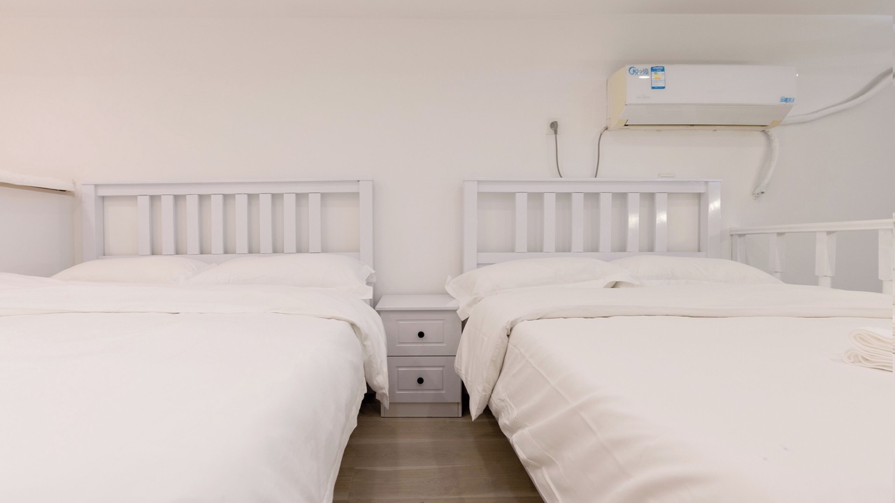 Photo of Bedroom in Huaihai Road Commercial Area