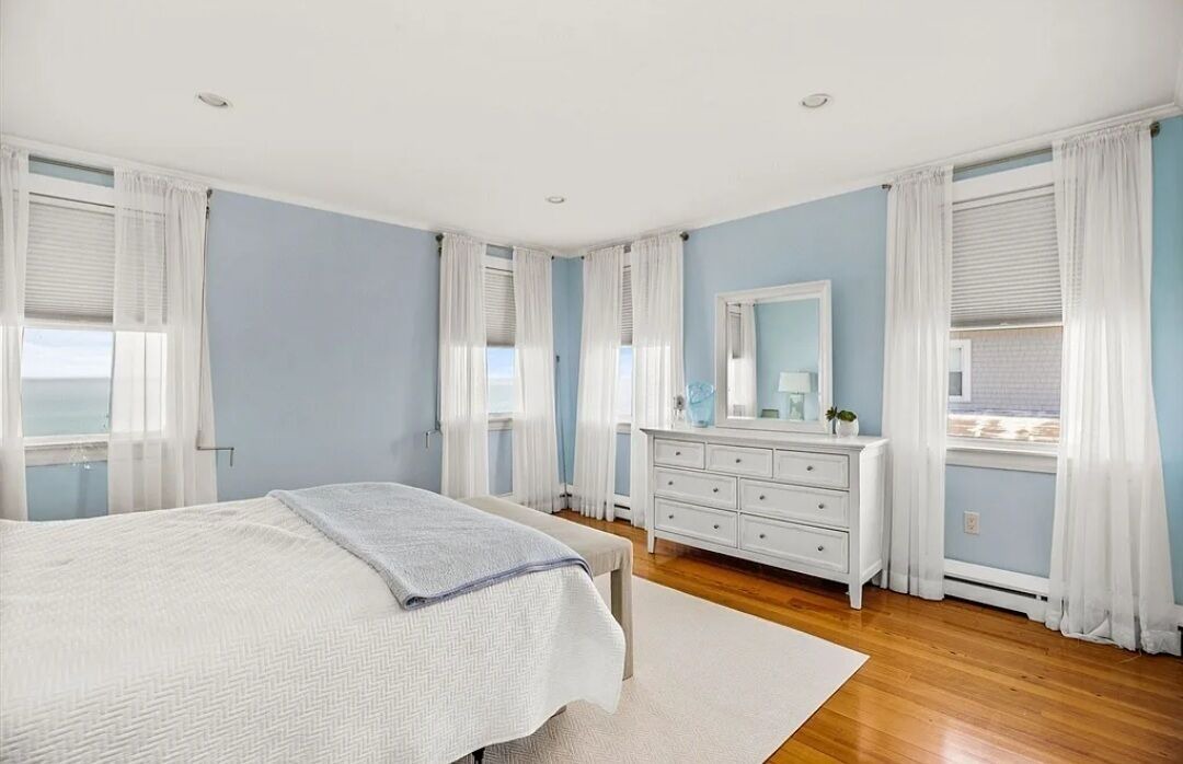Photo of Bedroom in Minot