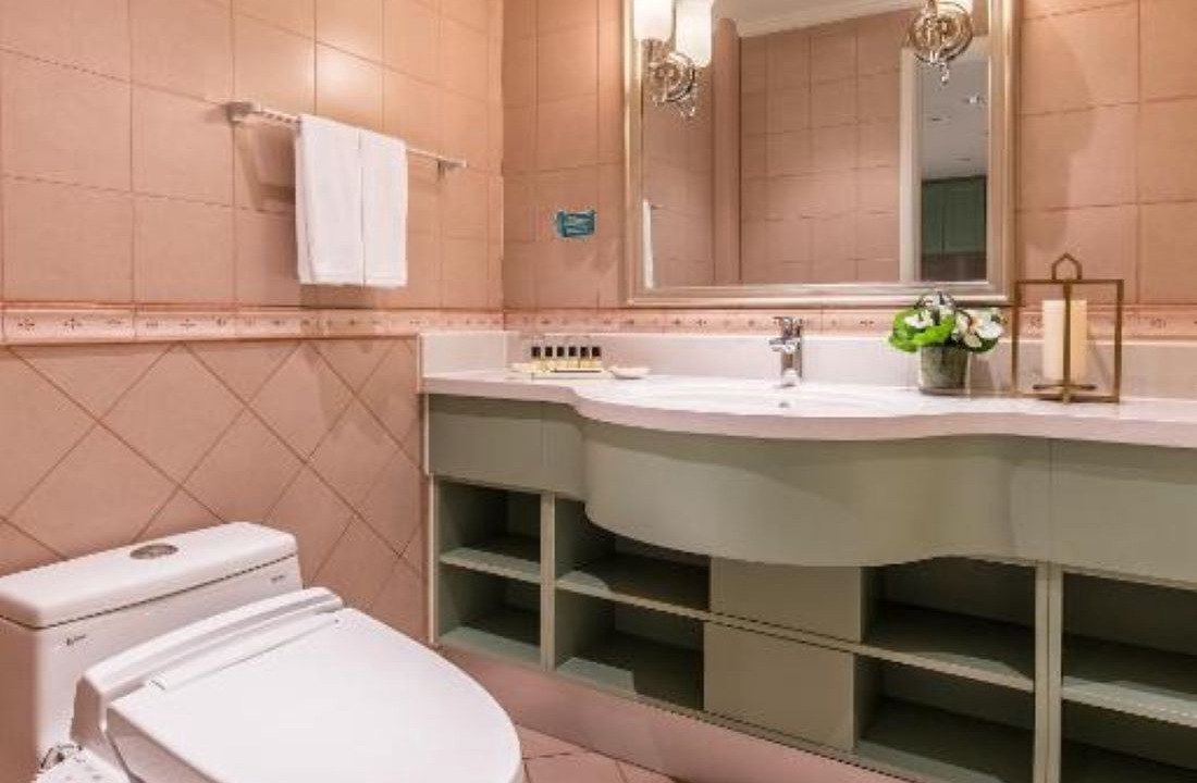 Photo of Bathroom in Downtown Shanghai