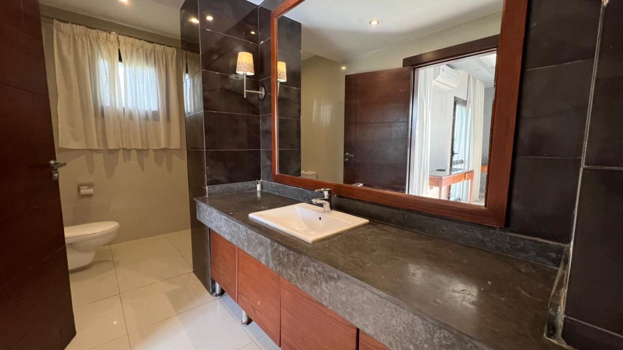 Photo of Bathroom in Sheikh Zayed City
