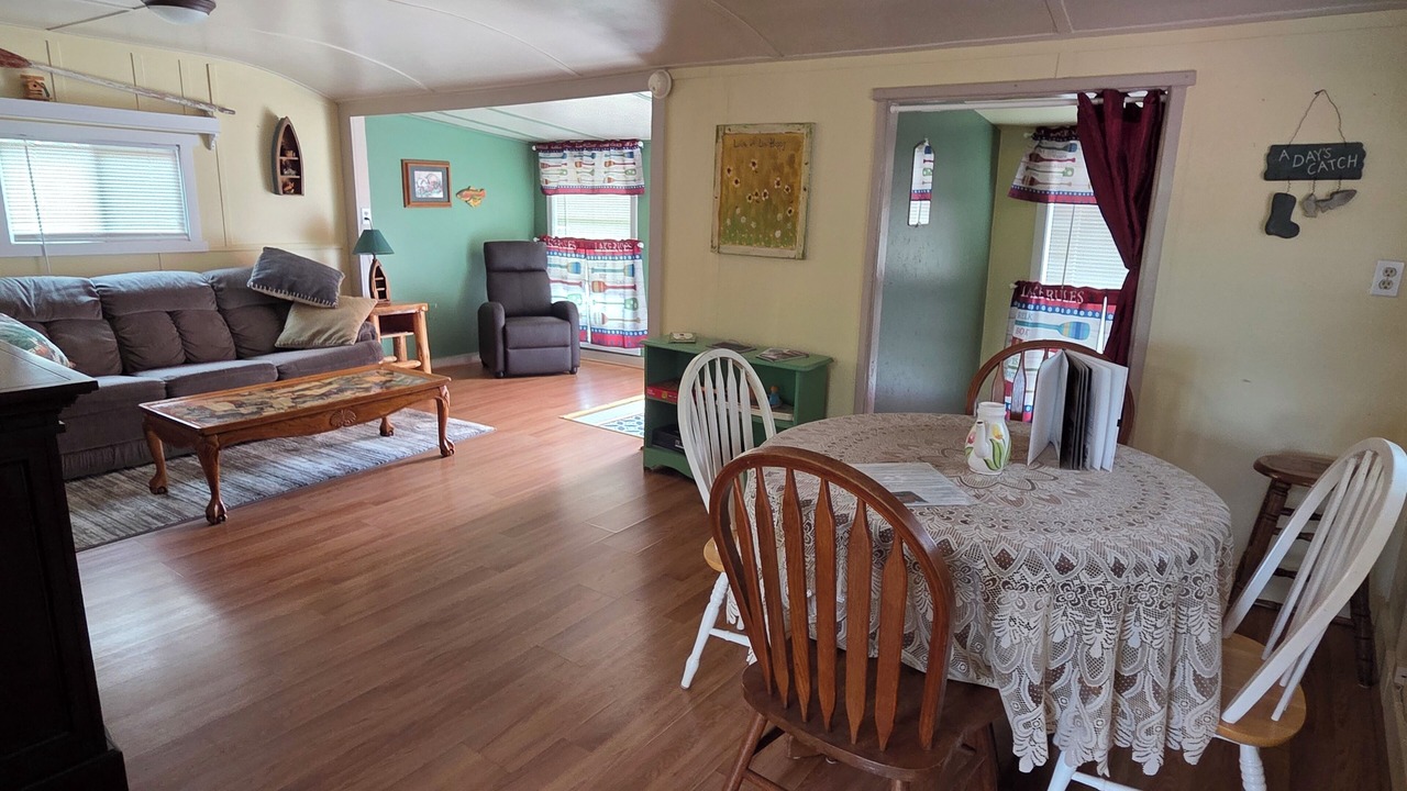 Photo of Livingroom in East Olympia