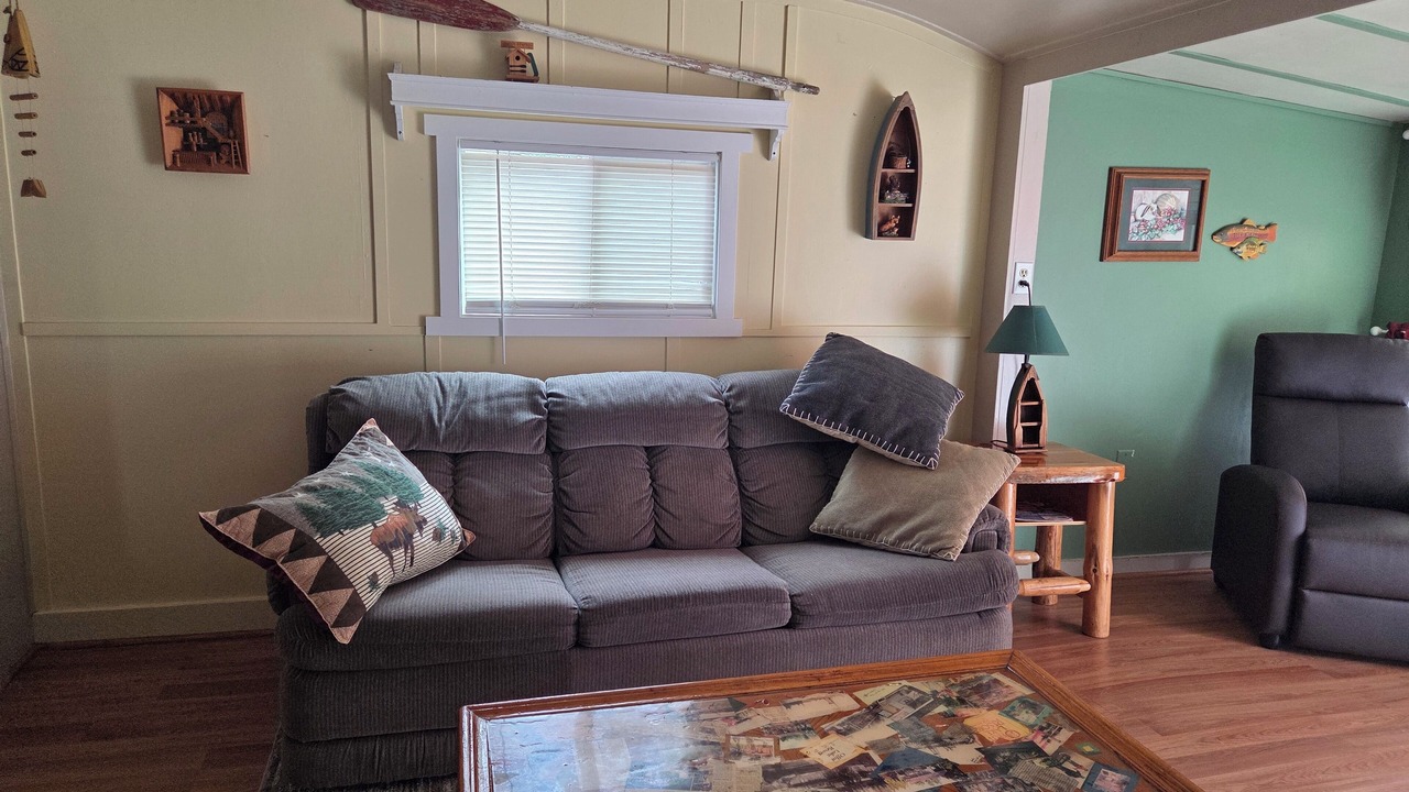 Photo of Livingroom in East Olympia