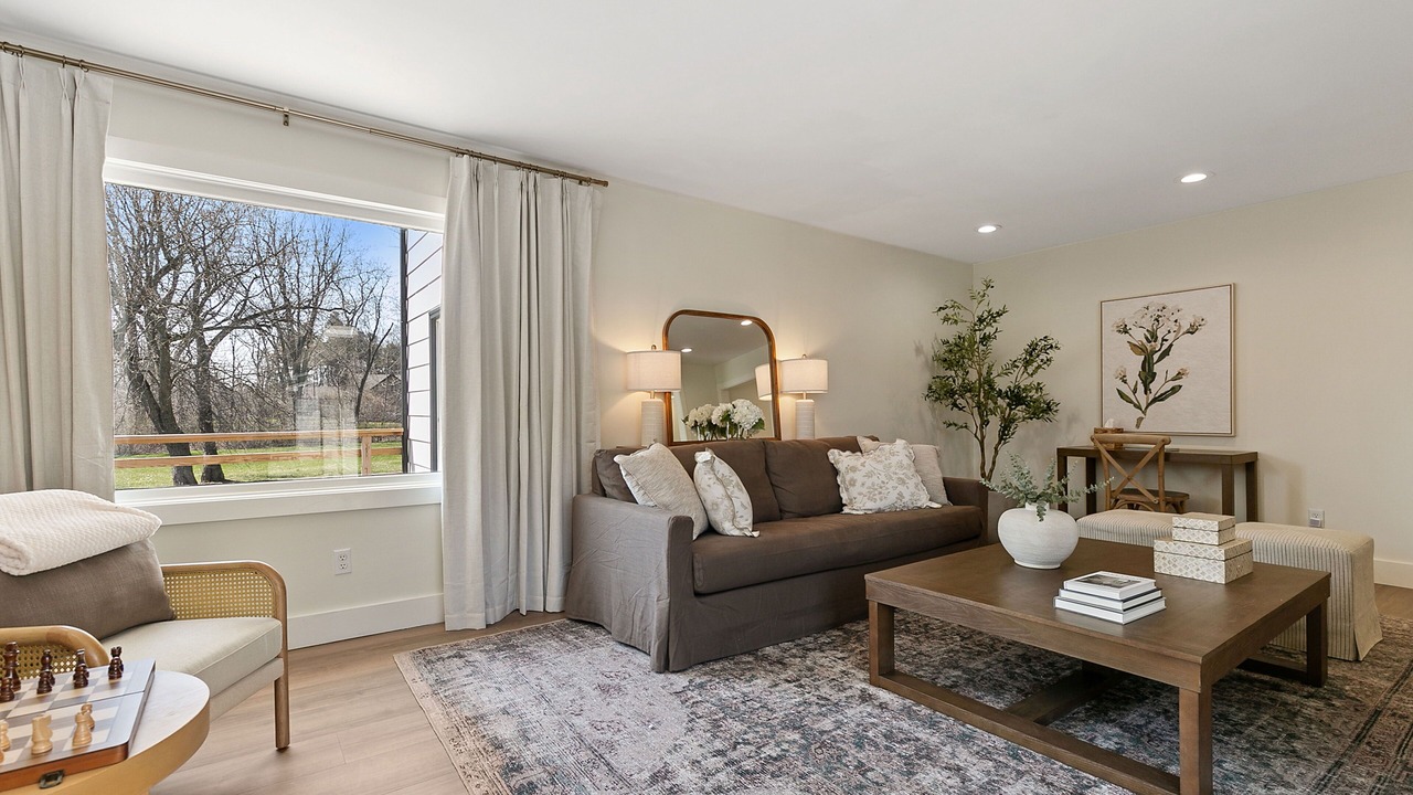 Photo of Livingroom in Riverside
