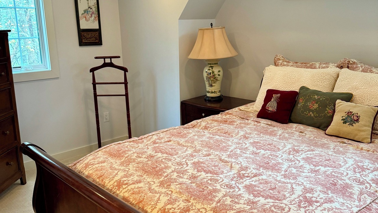 Photo of Bedroom in Cape Neddick