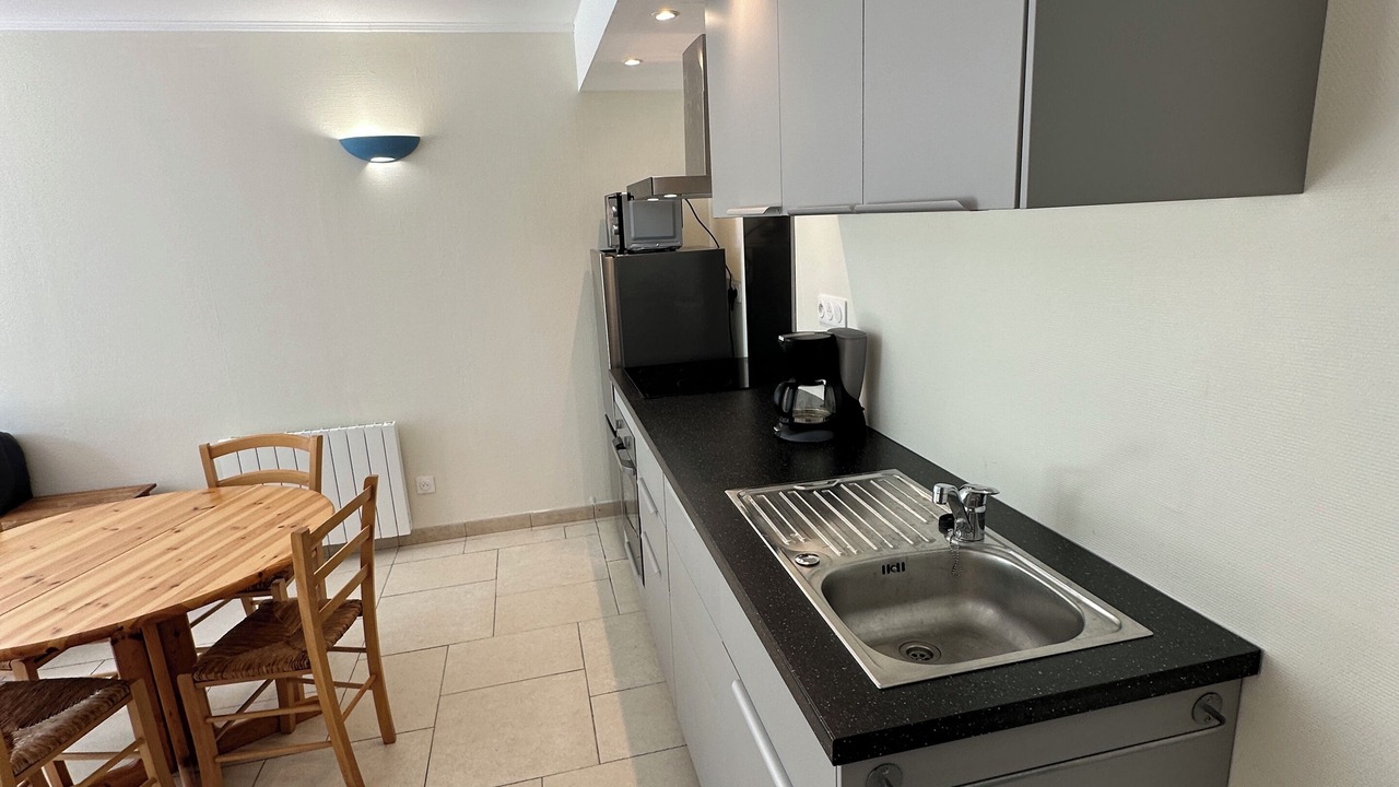 Photo of Kitchen in Plevenon