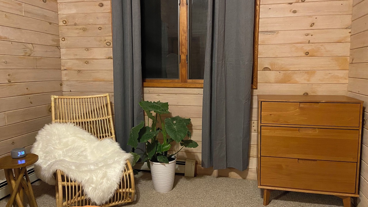 Photo of Bedroom in Baiting Hollow