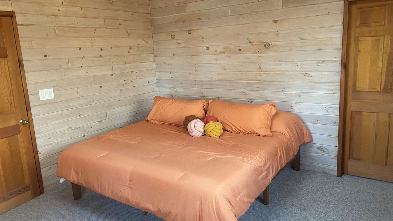 Photo of Bedroom in Baiting Hollow