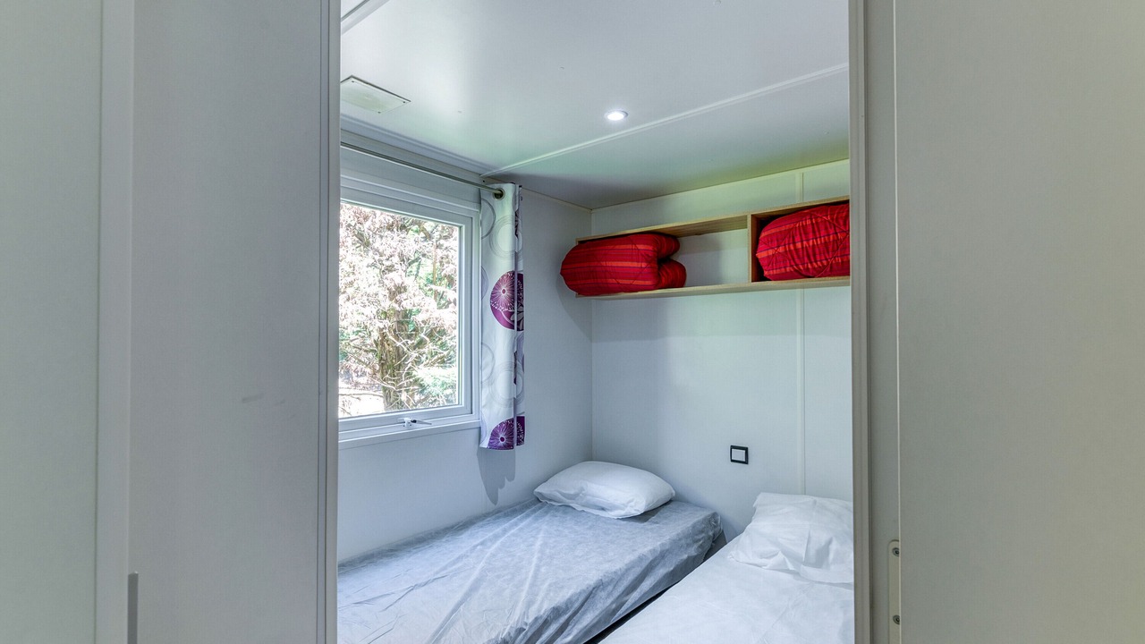 Photo of Bedroom in Vaulnaveys-le-Bas