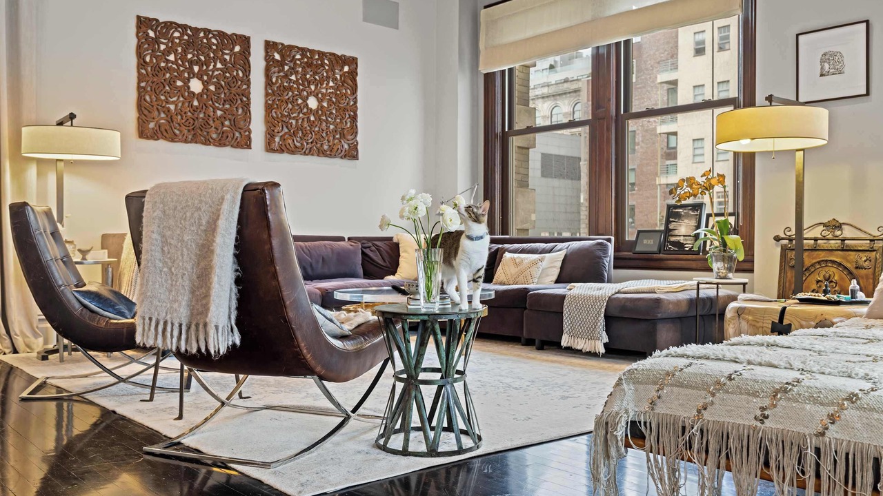 Photo of Livingroom in Chinatown