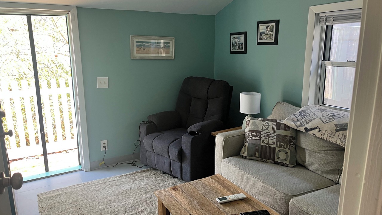 Photo of Livingroom in Wareham Center