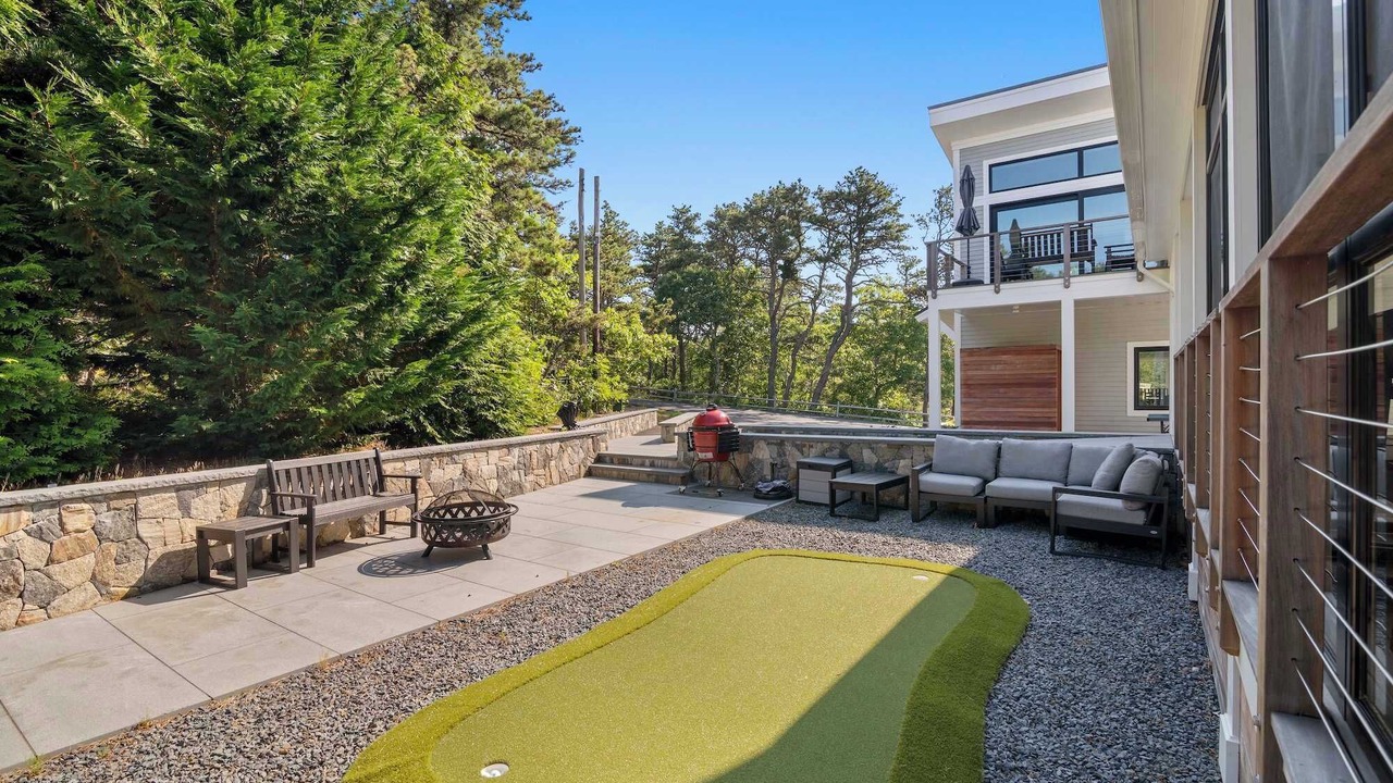 Photo of Patio Balcony in Wellfleet