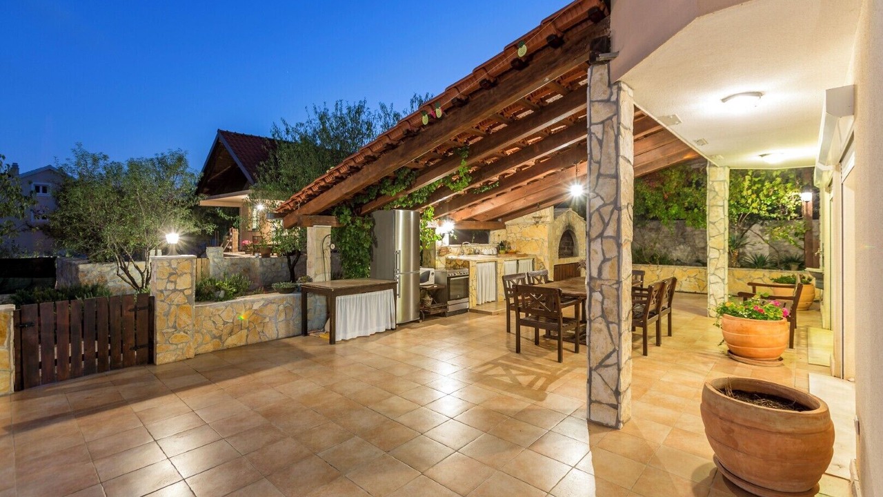 Photo of Outdoor in Rudine