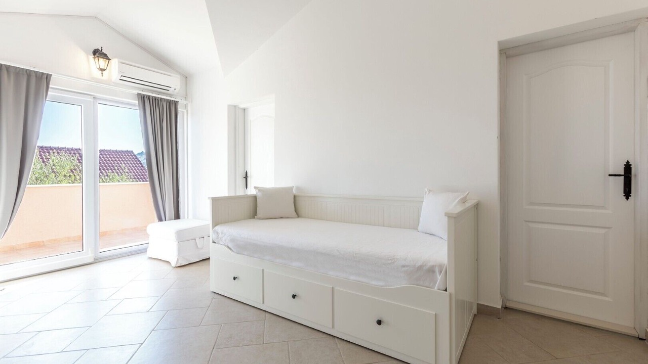 Photo of Bedroom in Rudine