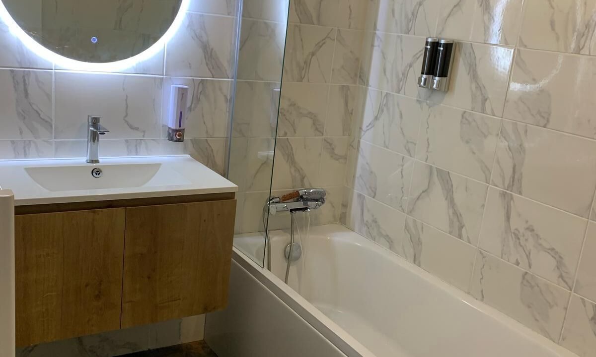 Photo of Bathroom in Broons
