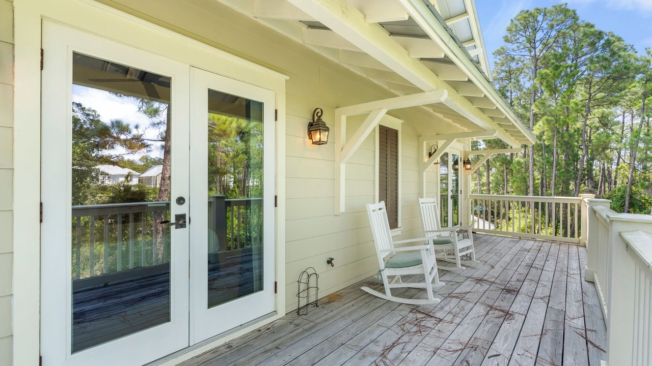 Photo of Outdoor in Lakeside at Blue Mountain Beach