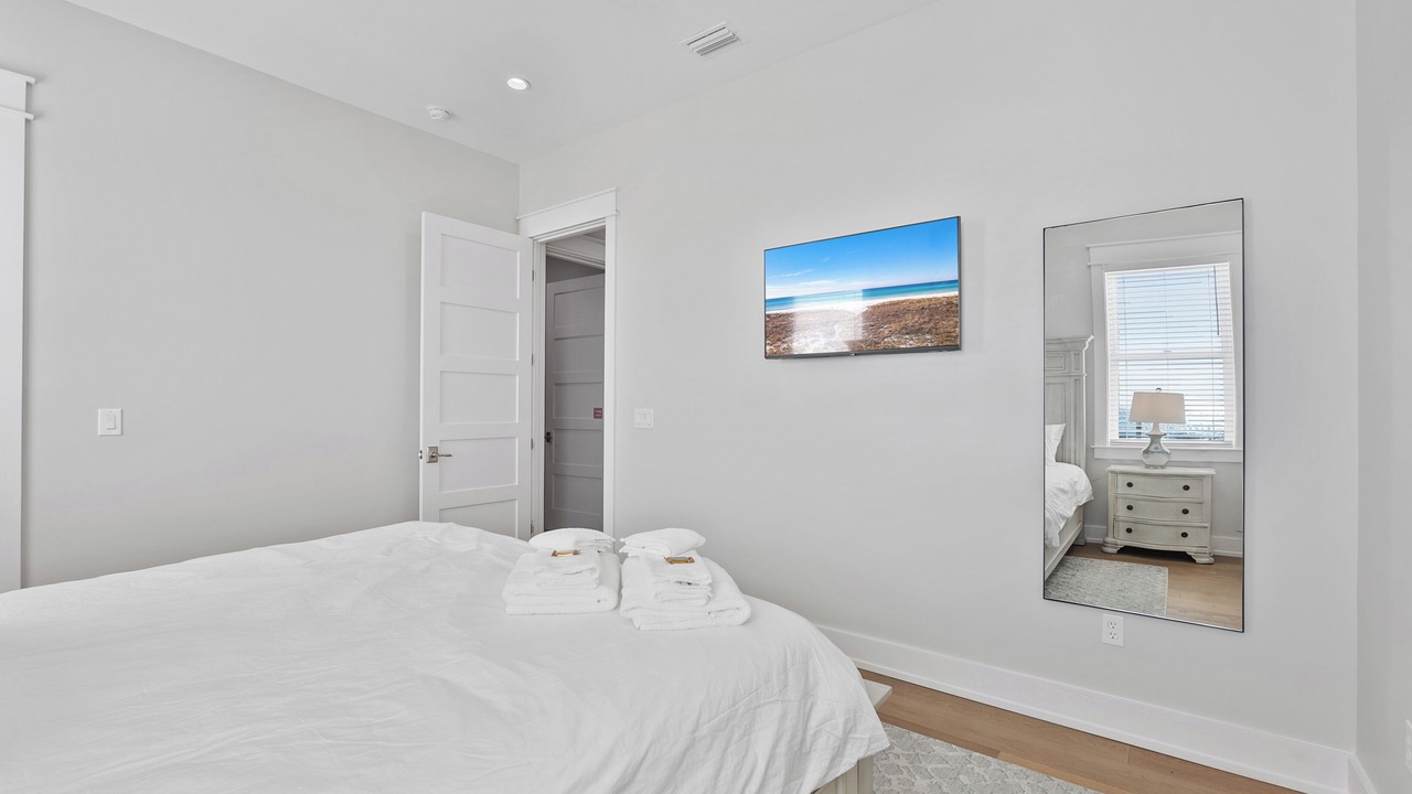 Photo of Bedroom in Laguna Beach