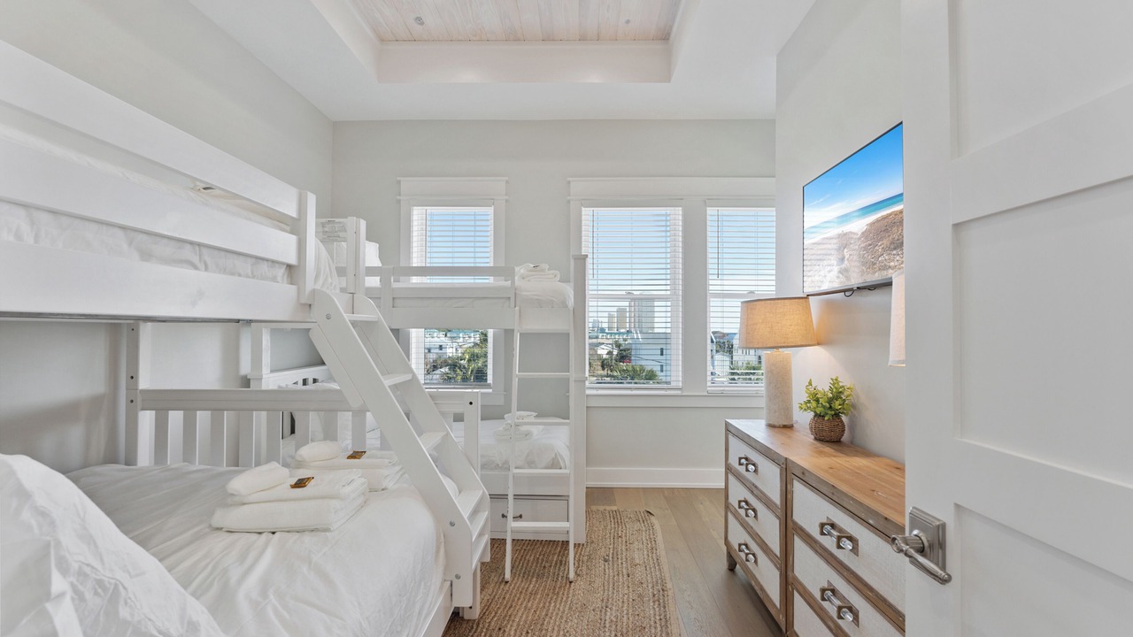 Photo of Bedroom in Laguna Beach