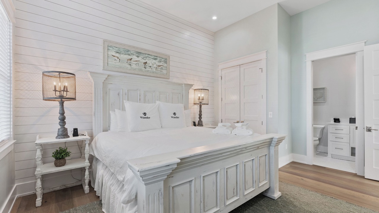 Photo of Bedroom in Laguna Beach