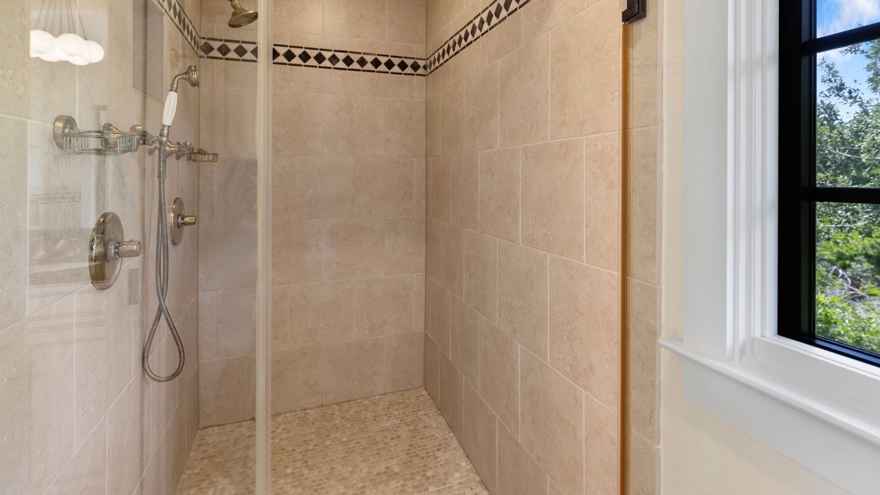 Photo of Bathroom in Sunnyside