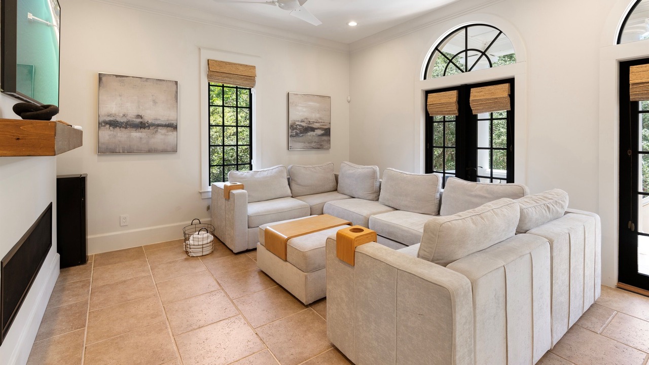 Photo of Livingroom in Sunnyside
