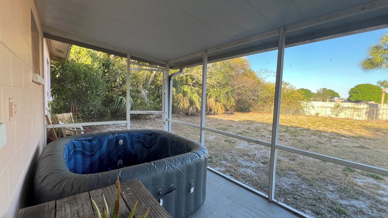 Photo of Patio Balcony in Cocoa