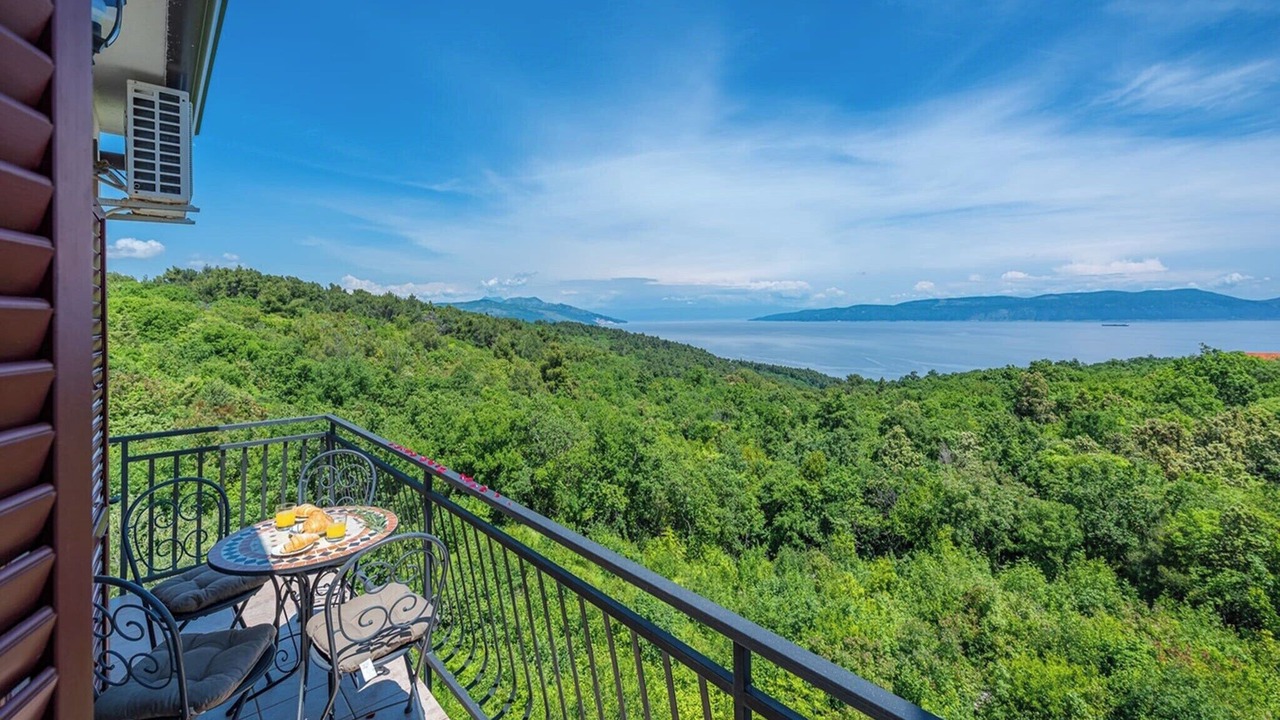 Photo of Patio Balcony in Drenje