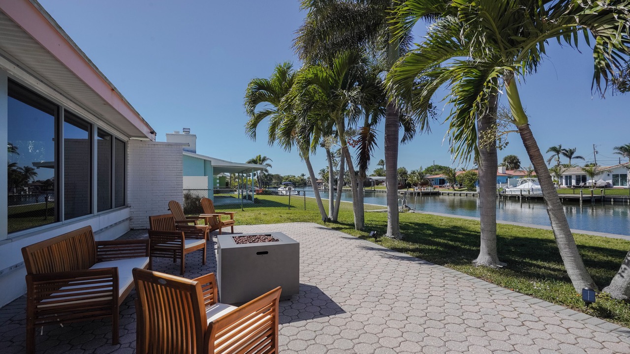 Photo of Patio Balcony in Cocoa Isles