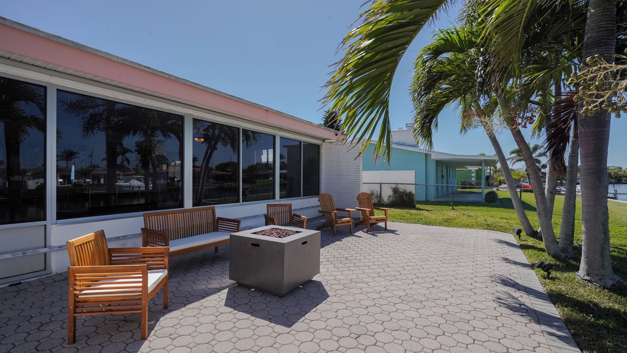 Photo of Patio Balcony in Cocoa Isles