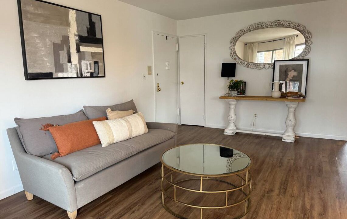 Photo of Livingroom in Central Islip