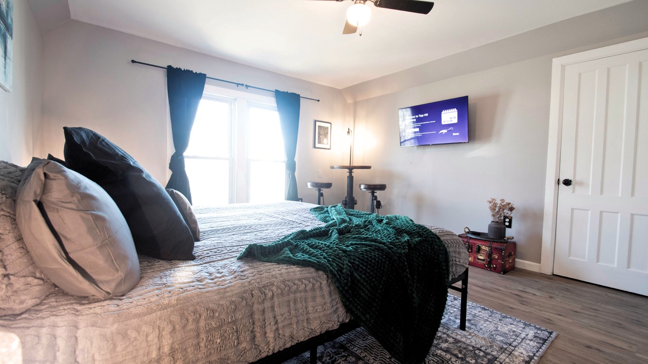 Photo of Bedroom in Westside