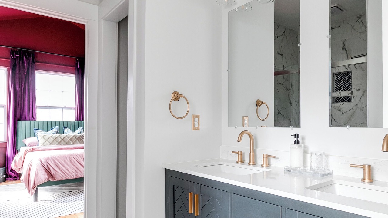 Photo of Bathroom in Mosby