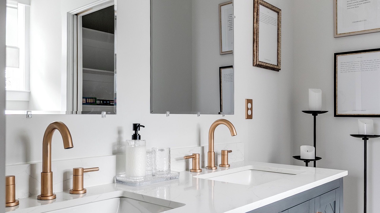 Photo of Bathroom in Mosby