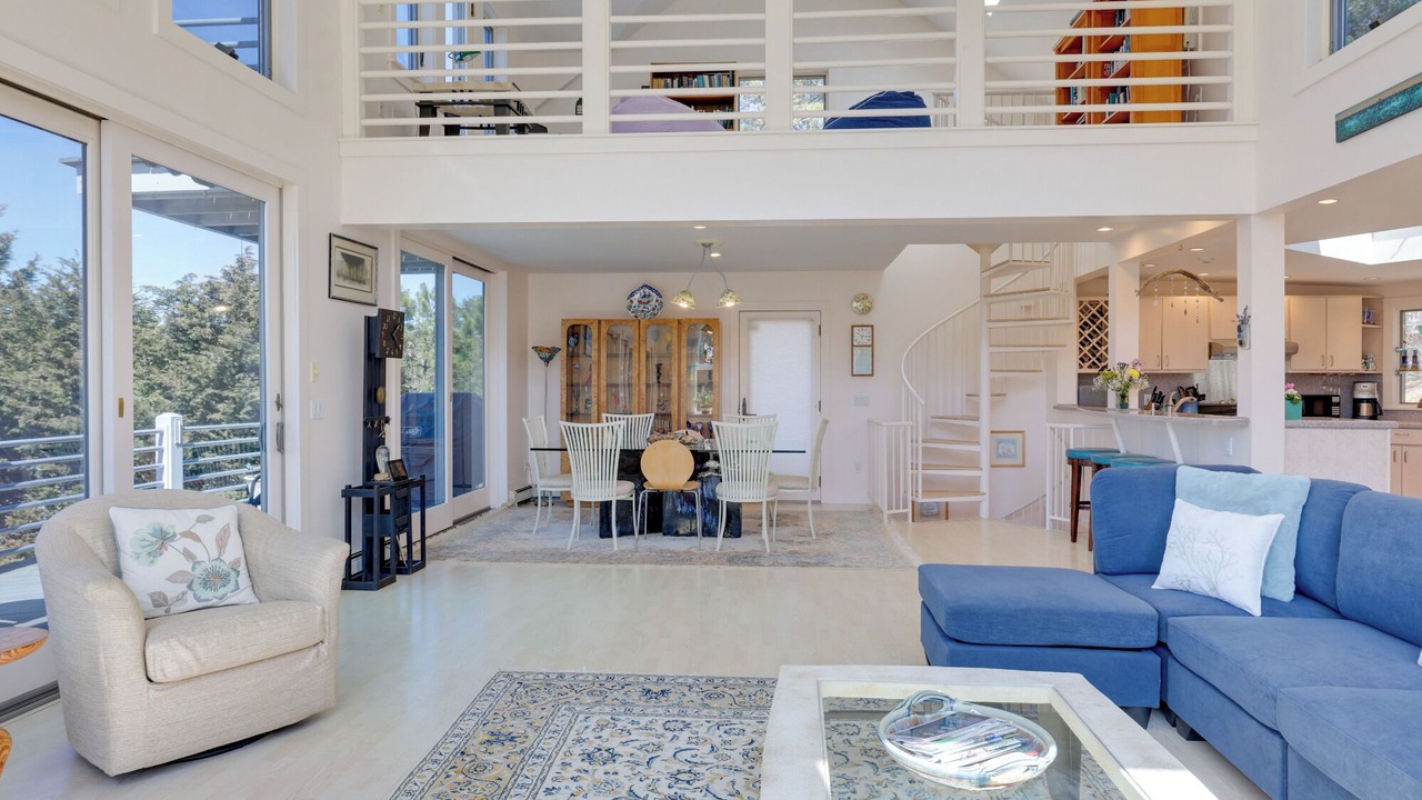 Photo of Livingroom in Wellfleet