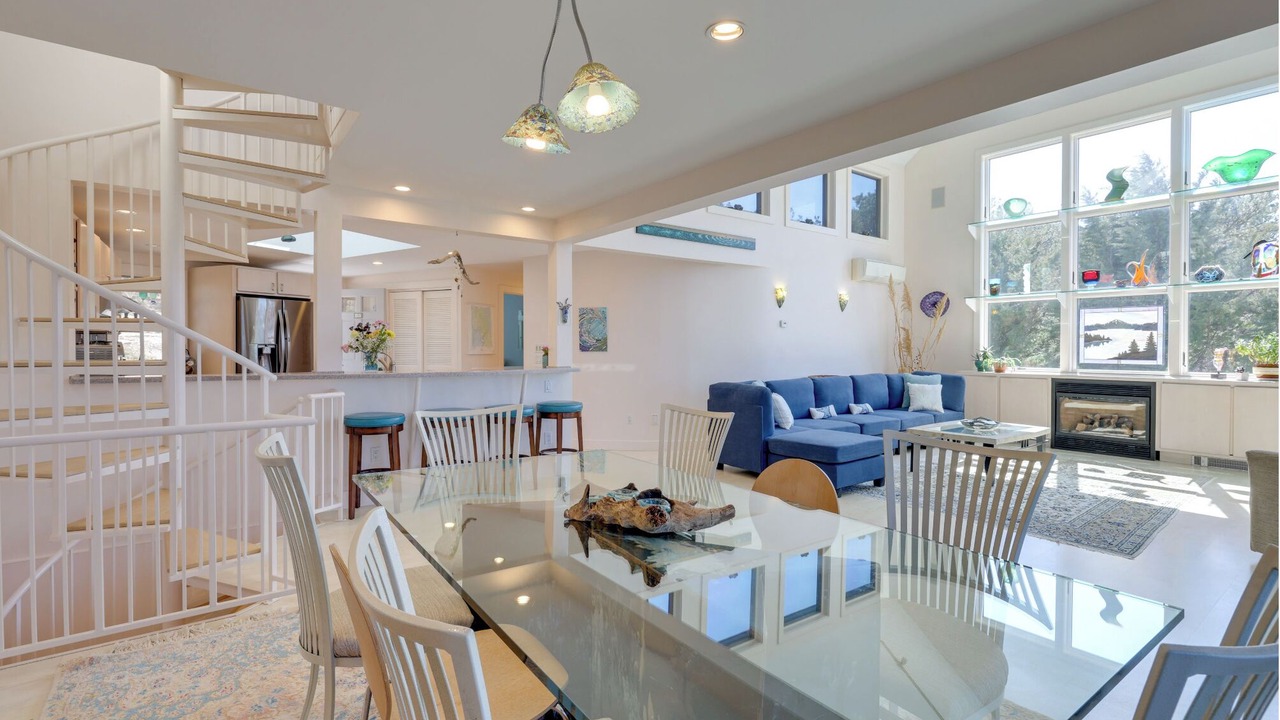 Photo of Livingroom in Wellfleet