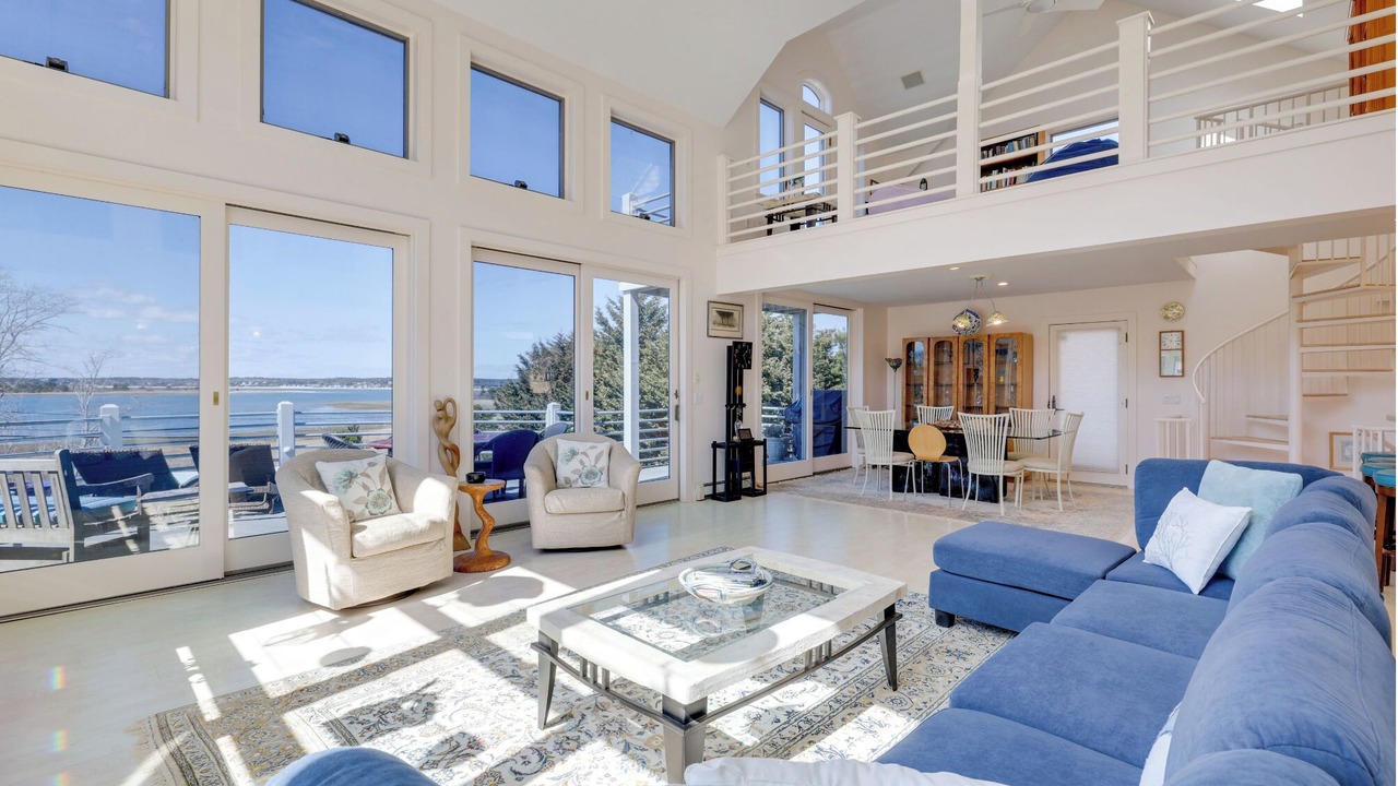 Photo of Livingroom in Wellfleet