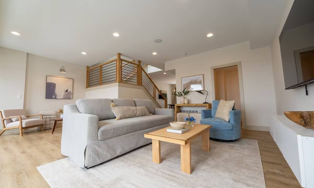 Photo of Livingroom in Covington
