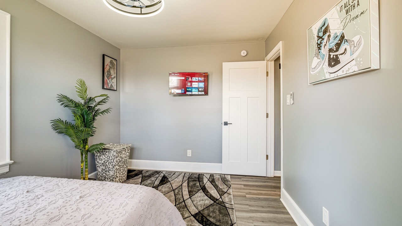 Photo of Bedroom in Roanoke