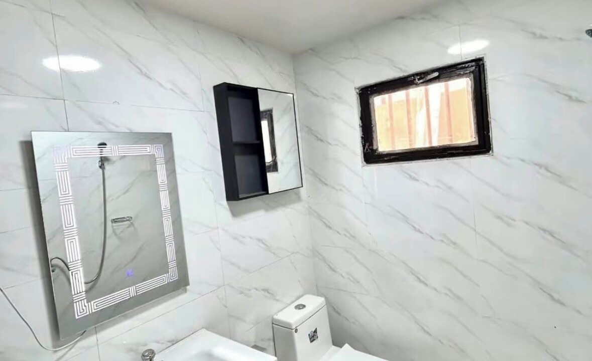 Photo of Bathroom in Ngaliema