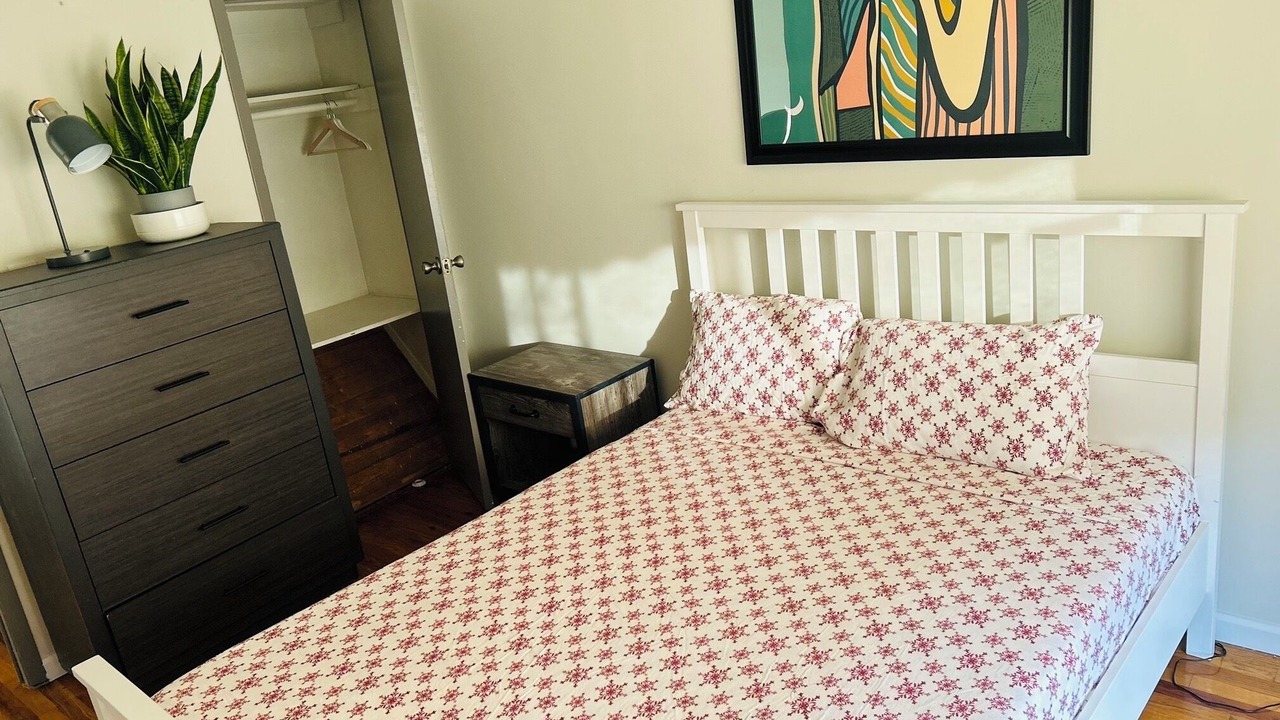 Photo of Bedroom in Canarsie