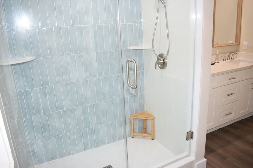 Photo of Bathroom in Deep Hole
