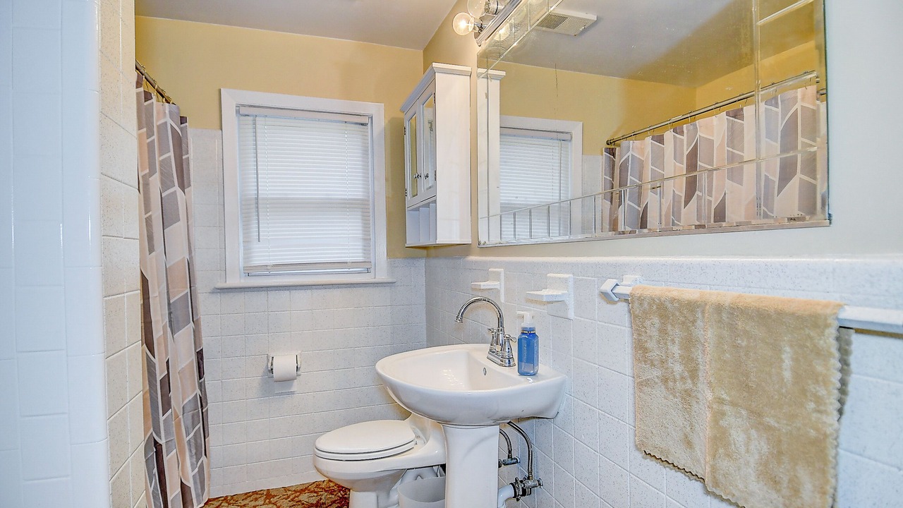Photo of Bathroom in Northeast Virginia Beach