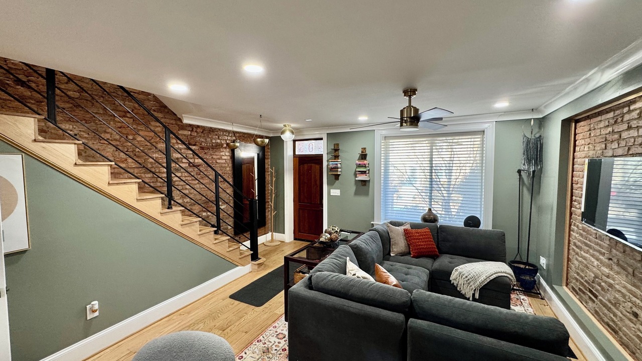 Photo of Livingroom in Eckington