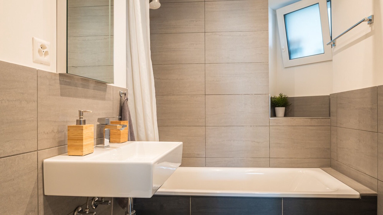 Photo of Bathroom in Bruderholz
