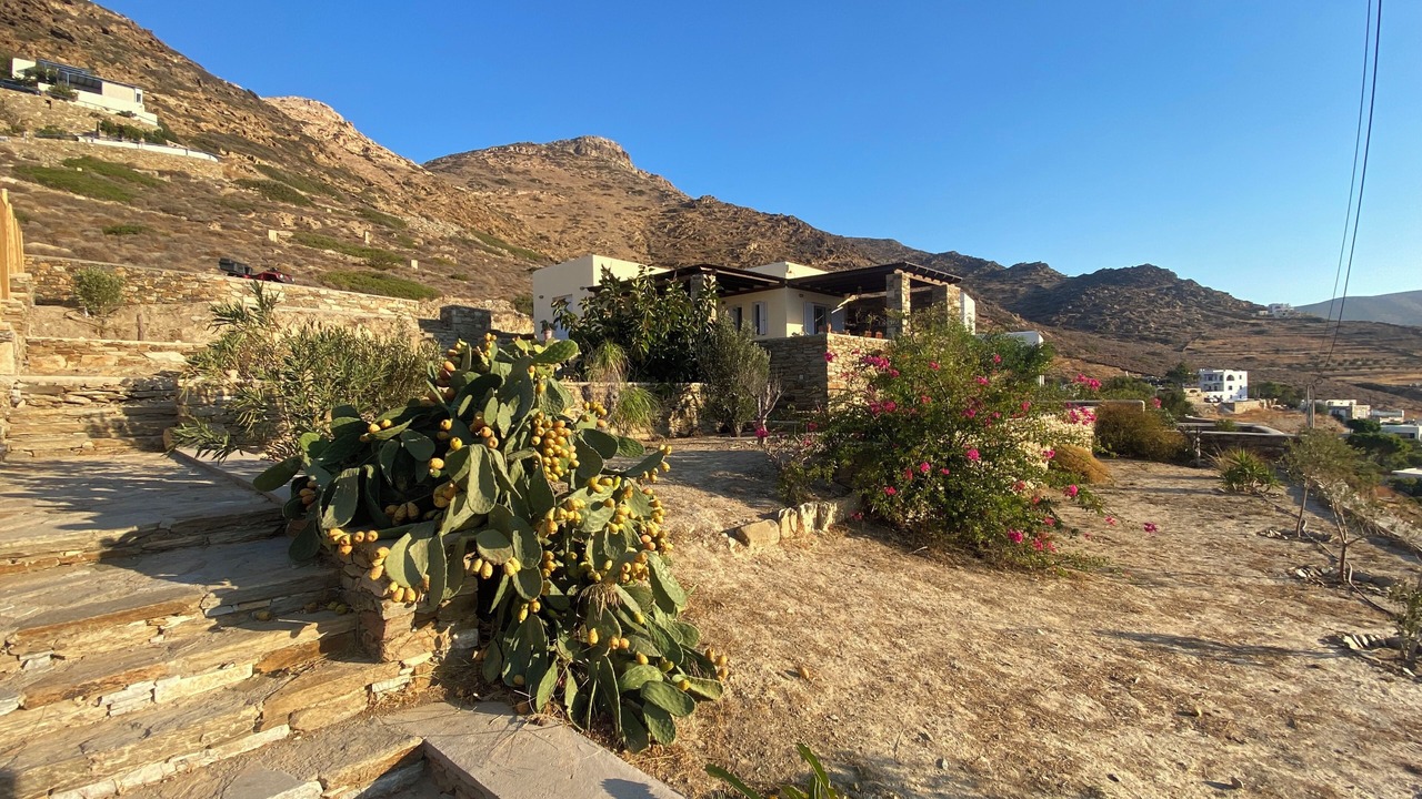 Photo of Outdoor in Ios Town