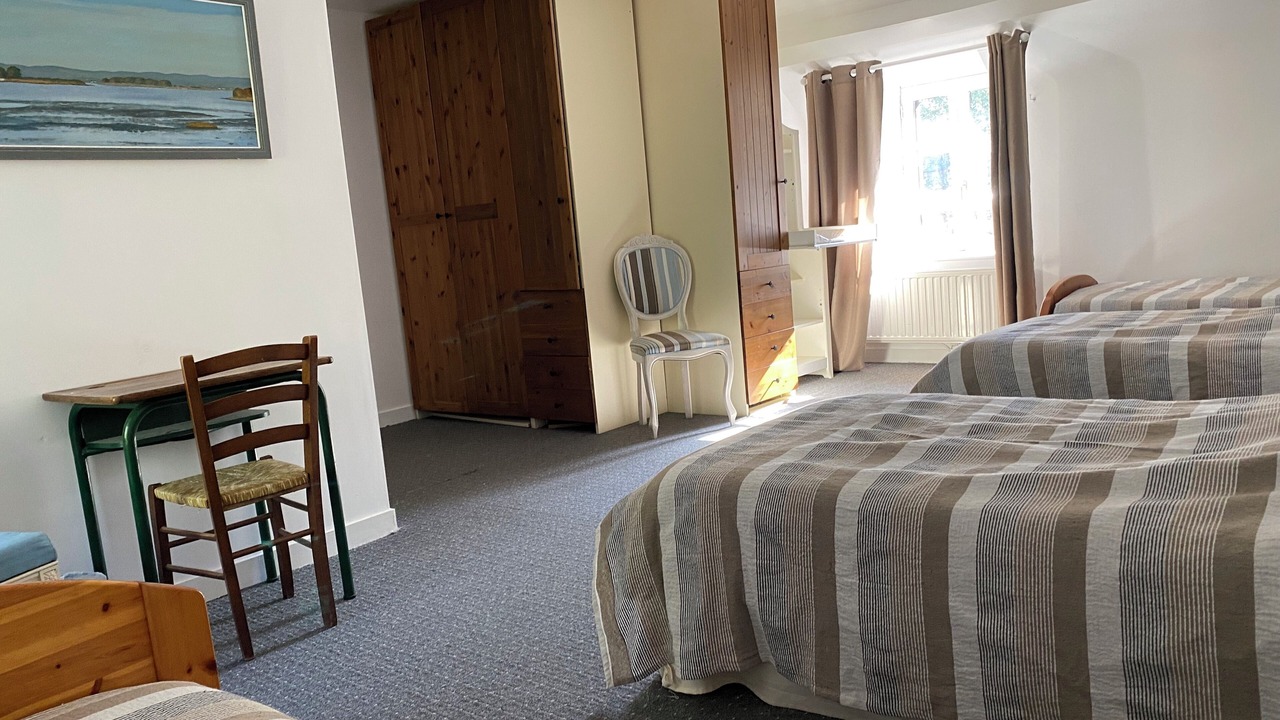 Photo of Bedroom in Saint-Juvat