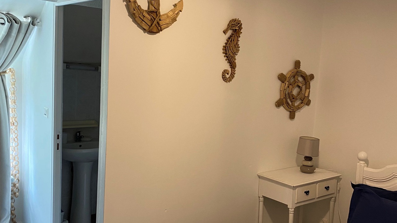 Photo of Bedroom in Saint-Juvat