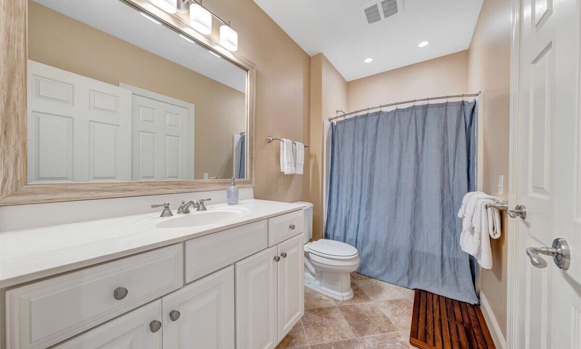 Photo of Bathroom in Moneta