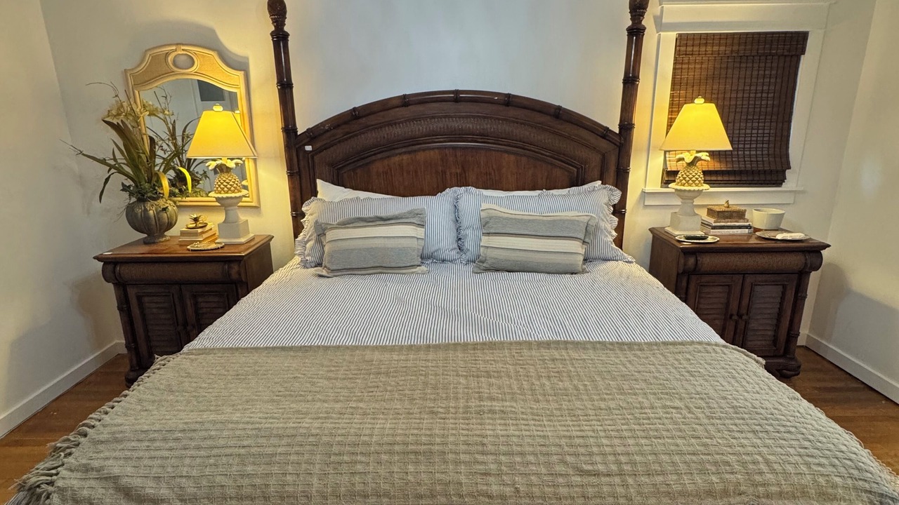 Photo of Bedroom in Lake Park