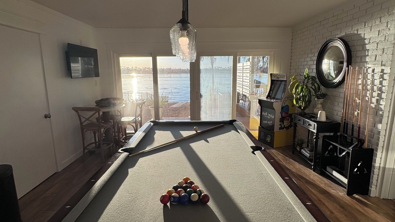 Photo of Bedroom in Lake Park